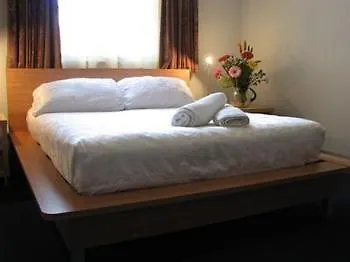 The Emperors Crown Hostel Valid Passport Required To Check In  Perth