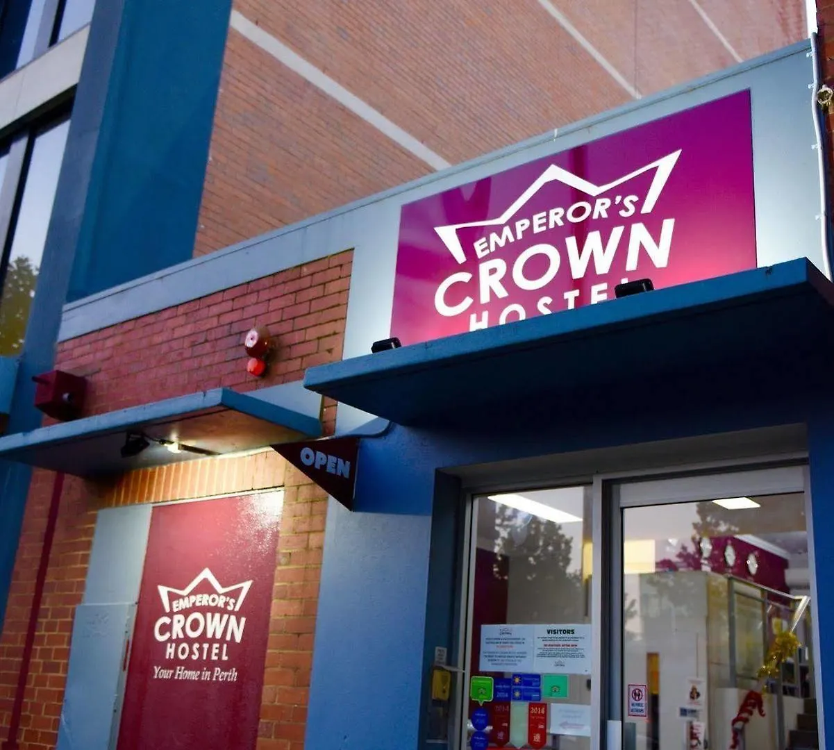The Emperors Crown Hostel Valid Passport Required To Check In Perth