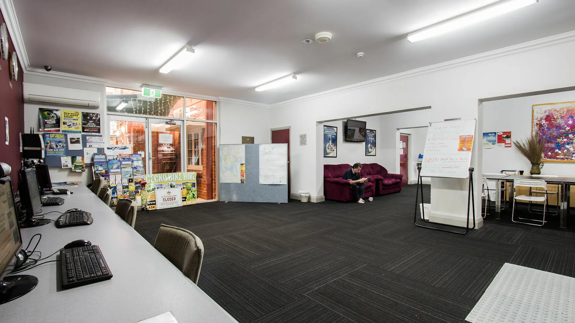 The Emperors Crown Hostel Valid Passport Required To Check In Perth